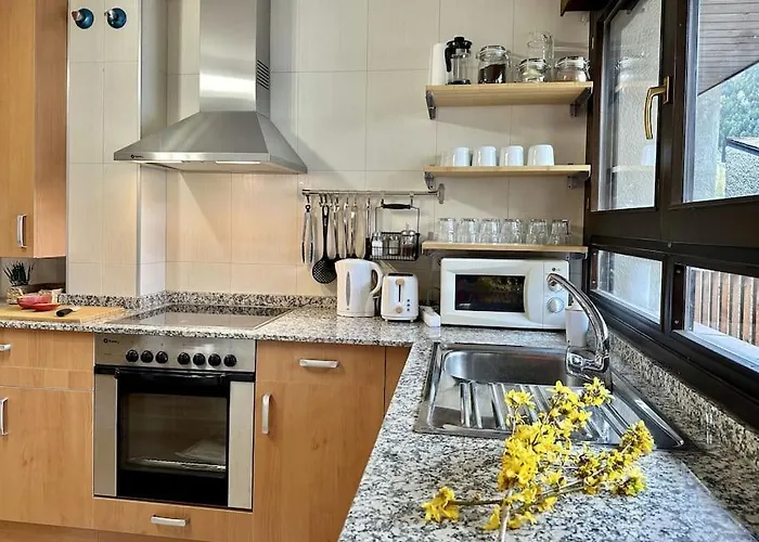 La Glera. En El Centro De Apartamento Sallent de Gállego